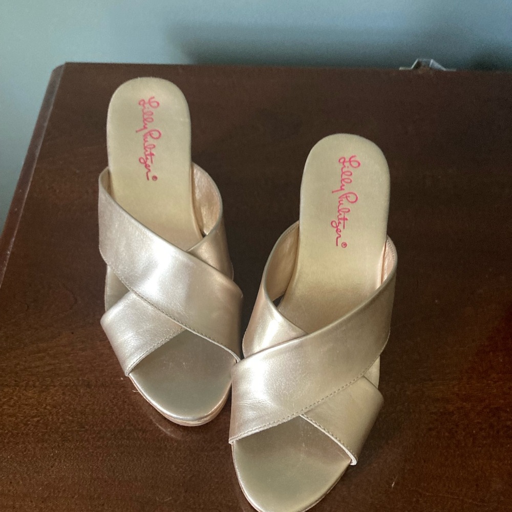 Lilly Pulitzer Selena Woman’s Wedge Sandal Cork Heel Gold Sz 6